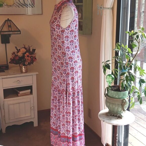 Feather & Find Maxi Dress - Picture 5 of 16